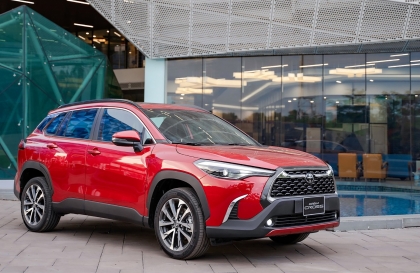 Toyota Corolla Cross giảm giá xả hàng tồn tại đại lý